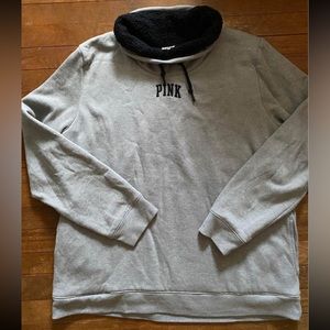 Women’s 🌟Gray 🤍VS Pink Sherpa Lined Cowl Neck Sweatshirt!! Size Large